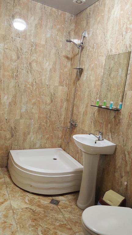 Hotel Sali Tbiliszi Kültér fotó